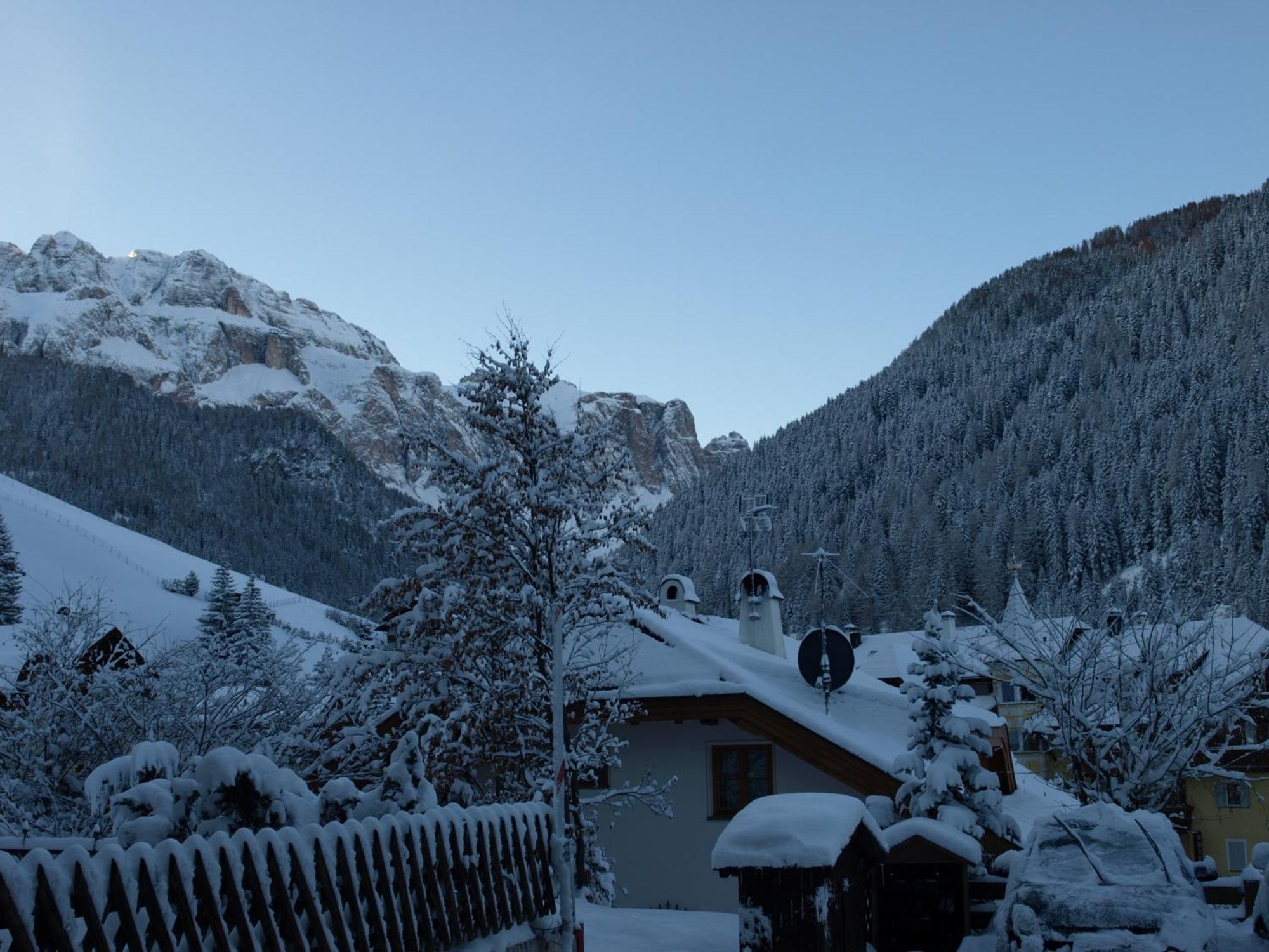 Garni Flurida Acomodação com café da manhã Selva di Val Gardena Exterior foto