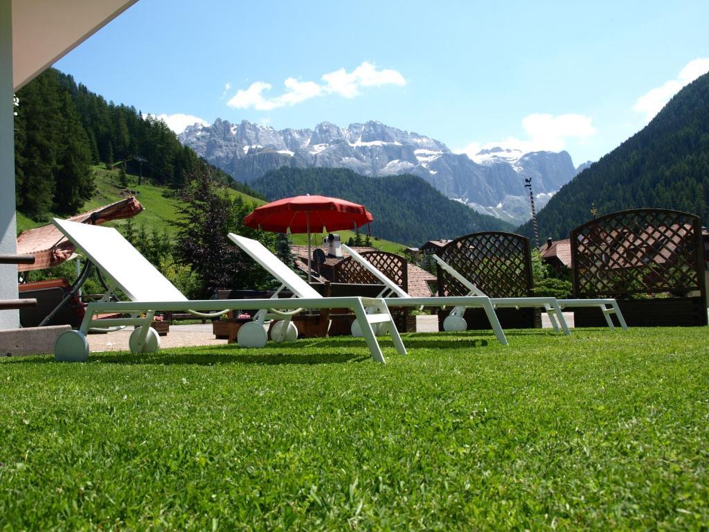 Garni Flurida Acomodação com café da manhã Selva di Val Gardena Exterior foto